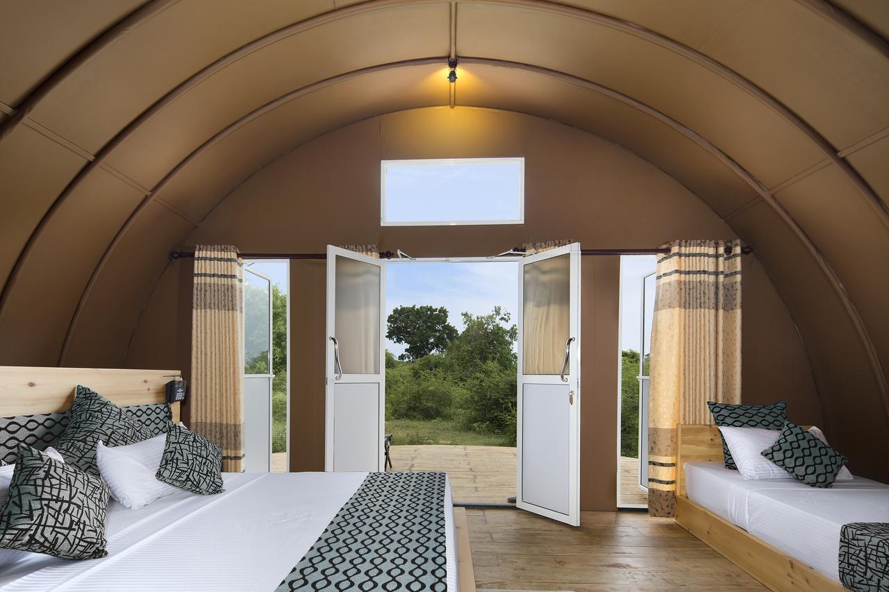 ホテル Leopard Nest - Glamping In ヤーラ エクステリア 写真